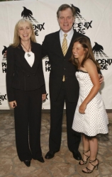 Photos de Mackenzie Rosman - Teens Awards Gala 05.01.2004 - 10